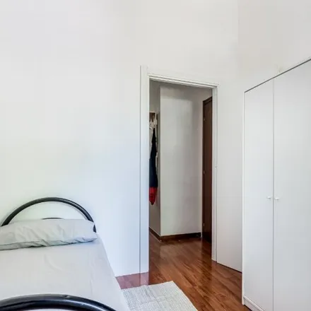 Image 4 - Viale Zara 116, 20125 Milan MI, Italy - Room for rent