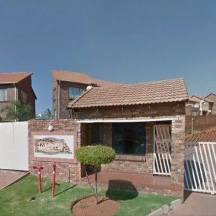 Rent this 1 bed apartment on Boswell Avenue in Mondeor, Johannesburg
