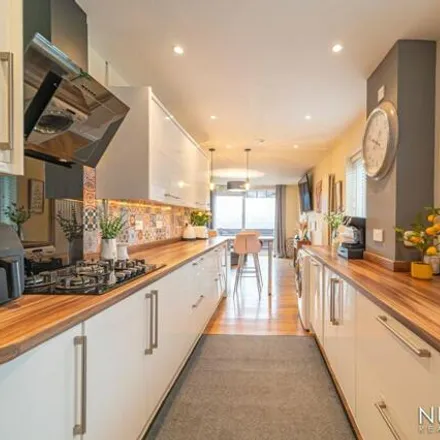 Image 2 - Christchurch Road, Newport, NP19 7SP, United Kingdom - House for sale