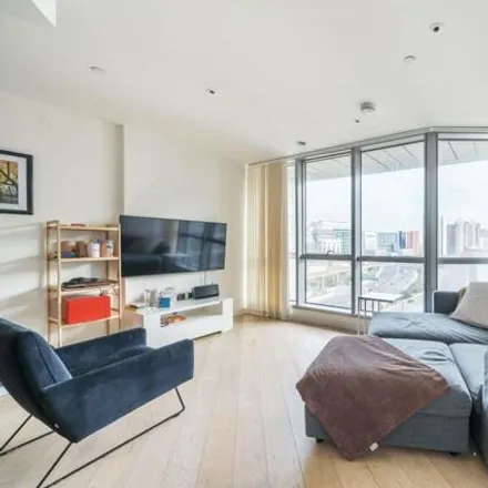 Image 2 - Charrington Tower, 11 Biscayne Avenue, London, E14 9AU, United Kingdom - Apartment for rent