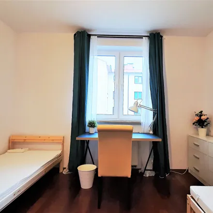 Image 2 - Fasolowa 19A, 02-482 Warsaw, Poland - Room for rent