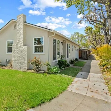 Buy this 3 bed house on 1762 Scott Street in San Jose, CA 95128