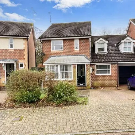 Buy this 3 bed house on Goldfinch Close in Horsham, RH12 5HE