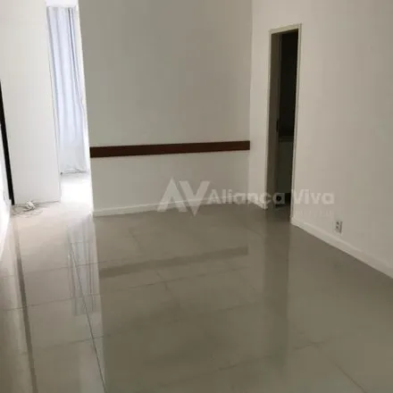 Buy this 1 bed apartment on Avenida Oswaldo Cruz 82 in Flamengo, Rio de Janeiro - RJ