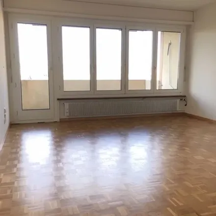 Rent this 3 bed apartment on Lindenheimstrasse 13 in 6032 Emmen, Switzerland