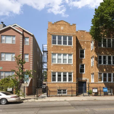 Rent this 1 bed house on 1738-1740 West Foster Avenue in Chicago, IL 60640