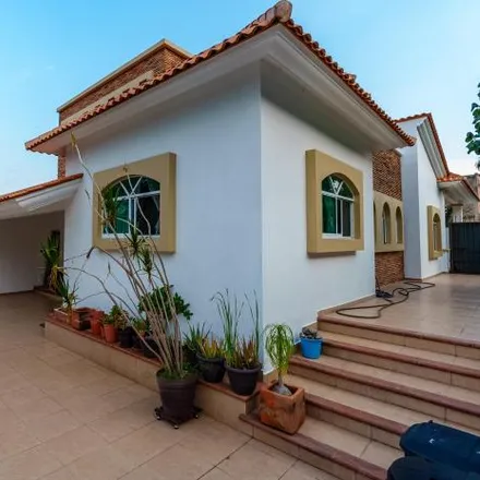 Buy this 3 bed house on Valle de Bravo in El Palomar, 45643 La Tijera
