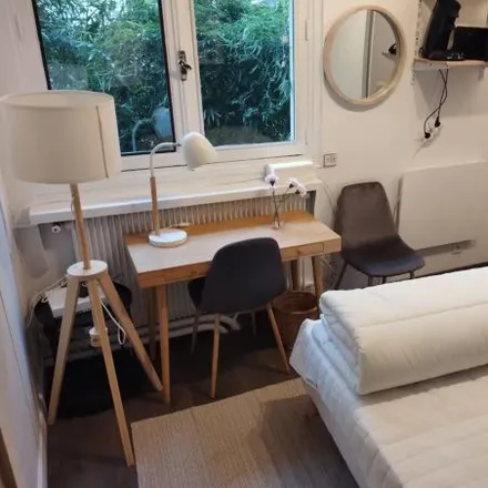 Rent this studio apartment on 160 Rue de Longchamp in 75116 Paris, France