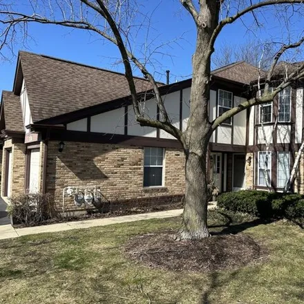 Rent this 1 bed condo on 233 East Fabish Drive in Buffalo Grove, IL 60089