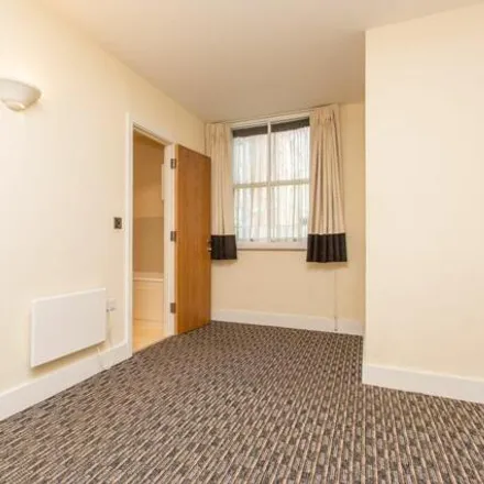 Image 8 - Copperfield Court, Upper Chantry Lane, Canterbury, CT1 3HP, United Kingdom - Apartment for sale