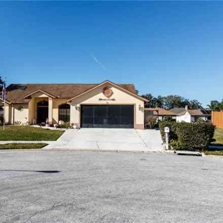 Buy this 3 bed house on 9103 Duffer Court in Pasco County, FL 34667