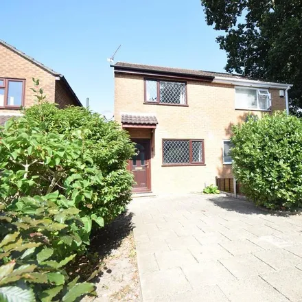 Rent this 2 bed duplex on Sandpiper Close in Bournemouth, Christchurch and Poole