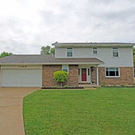 Buy this 4 bed house on 1198 Cloverdale Drive in Troy, OH 45373