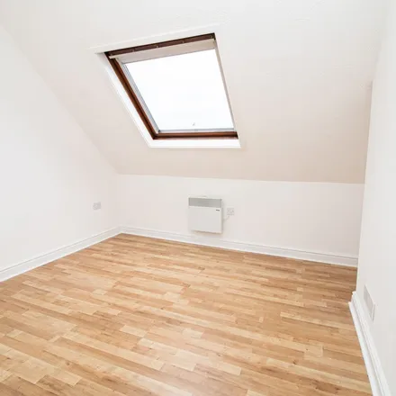 Rent this 1 bed apartment on Ferry Road in Cardiff, CF11 7DX