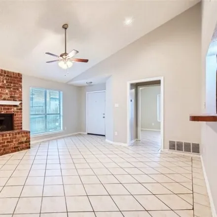 Image 2 - 7405 Rutgers Circle, Rowlett, TX 75088, USA - House for rent