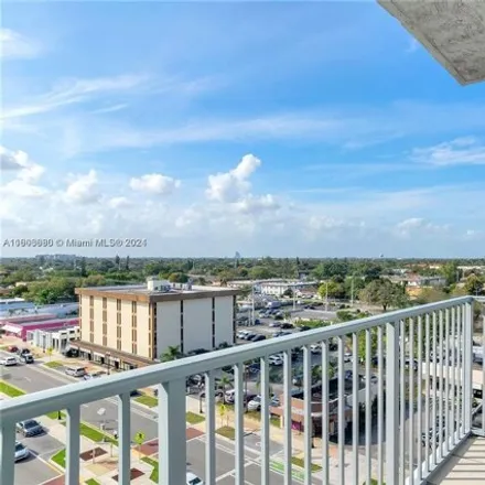 Image 3 - 140 S Dixie Hwy Apt 701, Hollywood, Florida, 33020 - Condo for sale