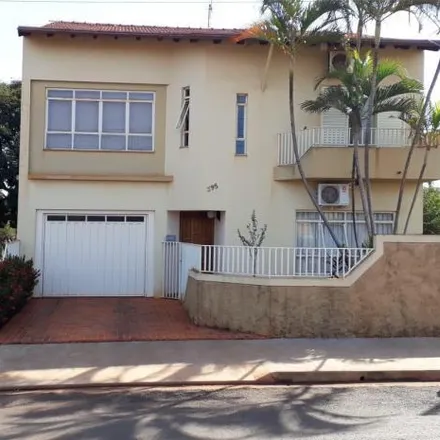 Buy this 3 bed house on Rua Barão do Rio Branco in Palmital, Palmital - SP