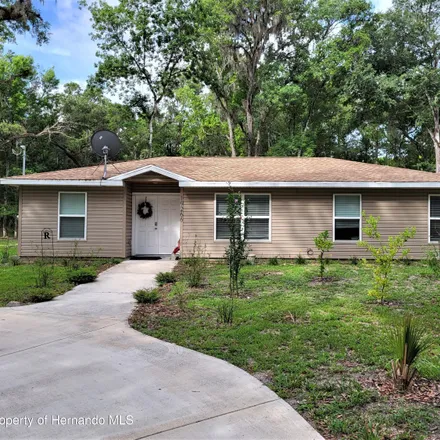 Buy this 3 bed house on 19260 Campground Road in Hernando County, FL 34601