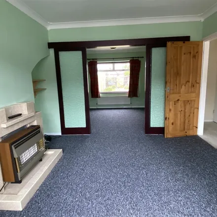Rent this 3 bed apartment on 54 Tallants Road in Coventry, CV6 7GN