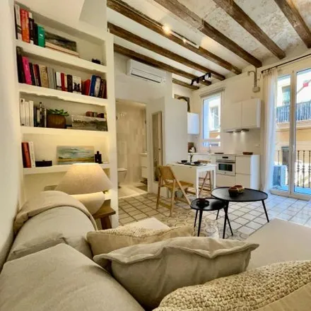 Rent this 3 bed apartment on Carrer dels Pescadors in 08001 Barcelona, Spain