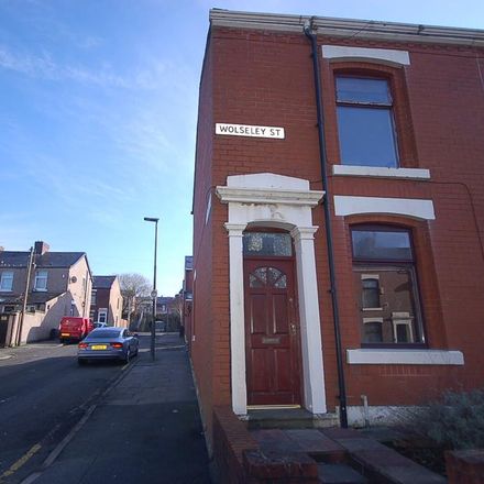 Rent this 2 bed house on Wolseley Street in Blackburn, BB2 4HR