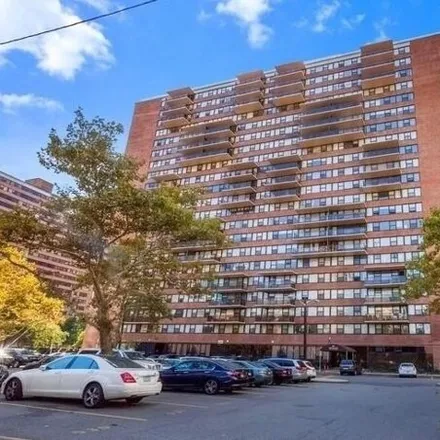 Rent this studio house on Marin Boulevard in Jersey City, NJ 07302