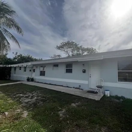 Rent this 3 bed house on 879 North 28th Avenue in Hollywood, FL 33020
