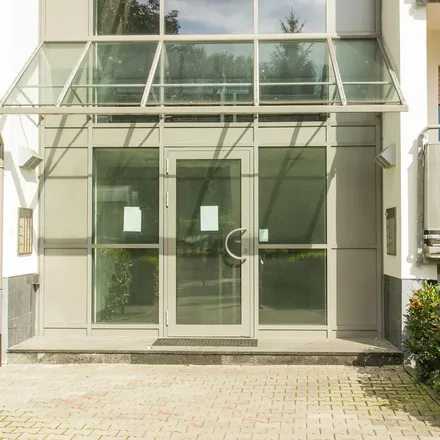 Rent this 3 bed apartment on Stieglitzstraße 21 in 63263 Neu-Isenburg, Germany
