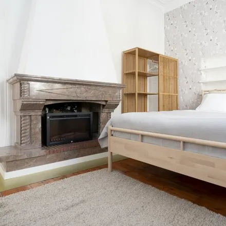Rent this 9 bed room on Copenhagen Coffee Lab in Rua do Arco de Cego, 1000-081 Lisbon