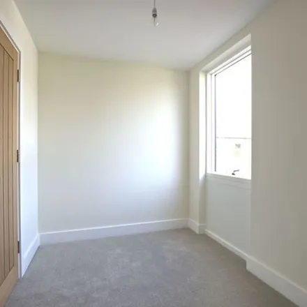 Rent this 3 bed apartment on 10 Romsey Terrace in Cambridge, CB1 3NH