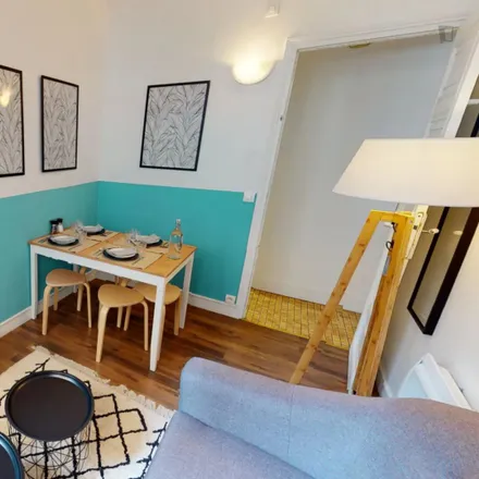 Image 7 - 42 Rue de la Pompe, 75116 Paris, France - Room for rent