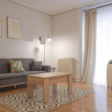 Rent this 2 bed apartment on Madrid in Calle de San Cosme y San Damián, 9
