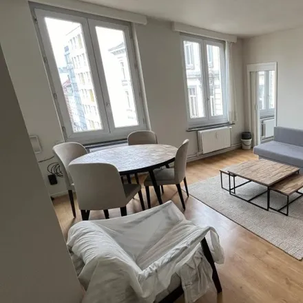 Rent this 1 bed apartment on Rue du Chasseur - Jagersstraat in 1000 Brussels, Belgium