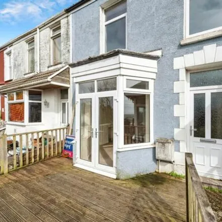Buy this 2 bed townhouse on UWTSD - Mount Pleasant Campus in Milton Terrace, Swansea