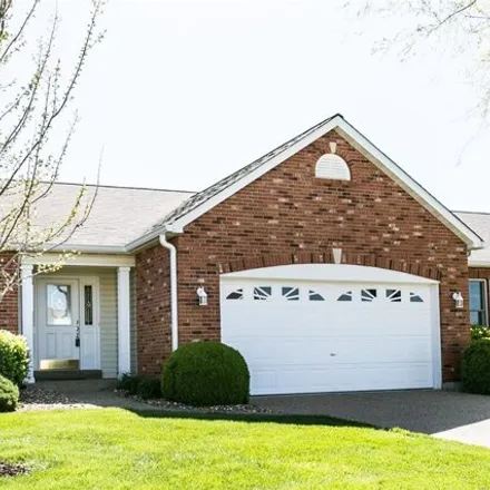 Buy this 3 bed condo on 8 Putting Green Drive in Dardenne Prairie, Saint Charles County