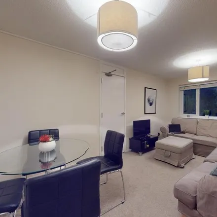 Rent this 2 bed apartment on Wilkinson Way in London, W4 5XB