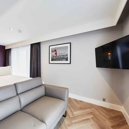 Image 5 - Clavering Place, Newcastle upon Tyne, NE1 3NJ, United Kingdom - Apartment for rent