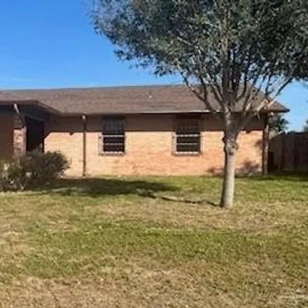 Image 2 - 5816 North 26th Street, McAllen, TX 78504, USA - House for sale