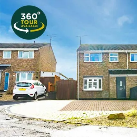 Buy this 3 bed duplex on unnamed road in Wigston, LE18 3QW
