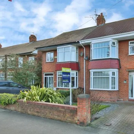 Buy this 3 bed duplex on Burlington Road in Lambwath Road, Sutton