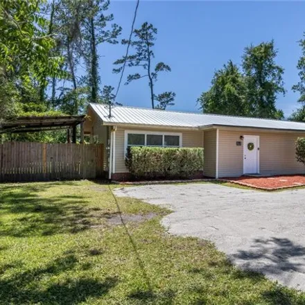 Rent this 1 bed house on 299 US 441 in Micanopy, Alachua County