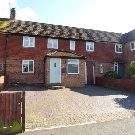 Rent this 2 bed townhouse on Middlemead Road in Little Bookham, KT23 4DN