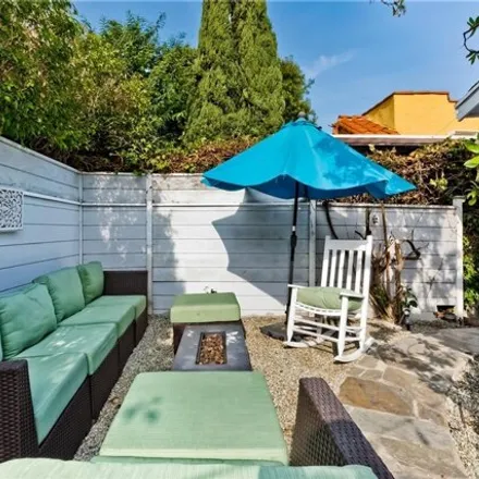 Image 6 - 8668 Rosewood Avenue, West Hollywood, CA 90048, USA - House for rent