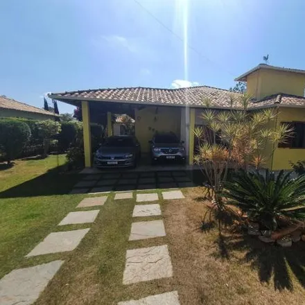 Buy this 6 bed house on Avenida Vereda dos Vinháticos in Lagoa Santa - MG, 33400-000
