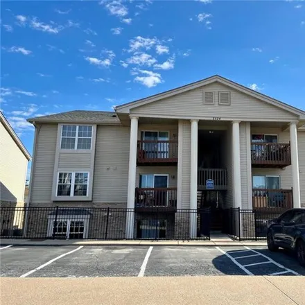 Buy this 2 bed condo on 2524 Creve Coeur Mill Road in Maryland Heights, MO 63043