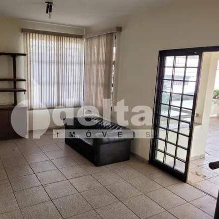 Rent this 1 bed house on Avenida Pará in Umuarama, Uberlândia - MG