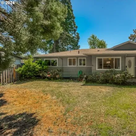 Buy this 4 bed house on 4304 Southeast Fieldcrest Drive in Milwaukie, OR 97222