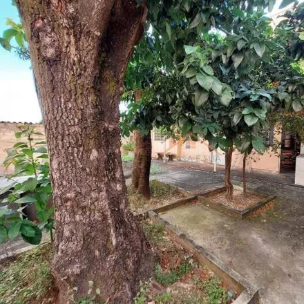Buy this 7 bed house on Rua João Gomes Cardoso in Eldorado, Contagem - MG