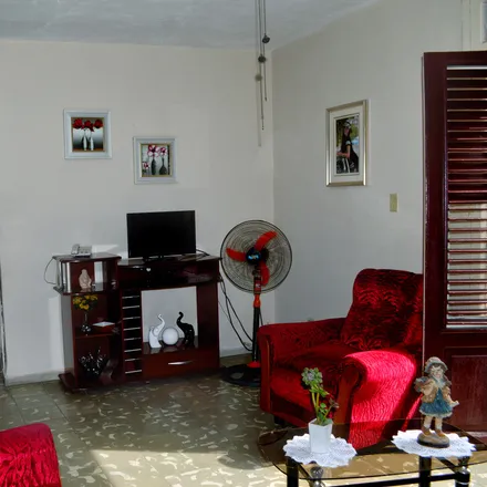 Rent this 2 bed apartment on Colón