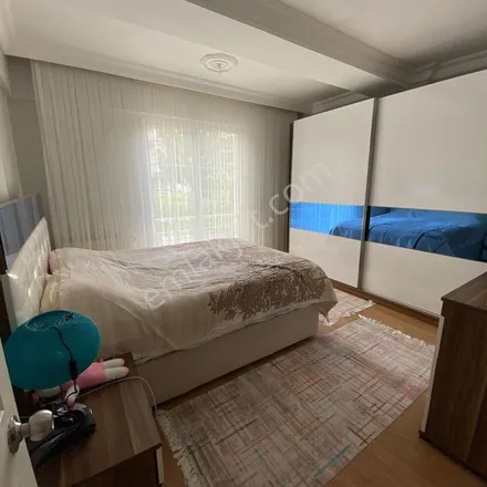 Rent this 3 bed apartment on İGÜ Meslek Yüksek Okulu in Sofu Sokağı, 34310 Avcılar
